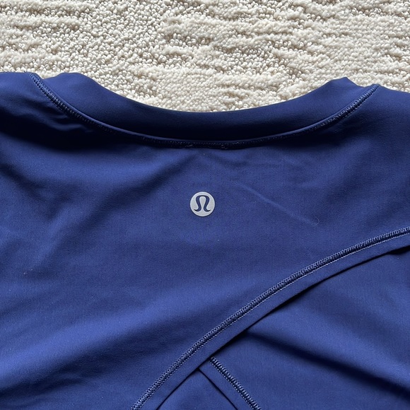Lululemon Blue Long Sleeve w Thumb Holes - Picture 8 of 9